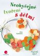 V�ce informac� o v�robku Neoby�ejn� tvo�en� s d�tmi